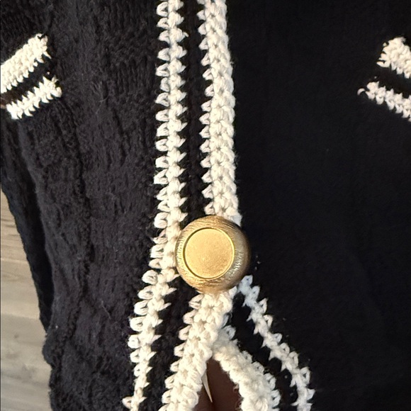 Peace of Cloth CROCHET DETAIL CARDIGAN - Picture 4 of 5